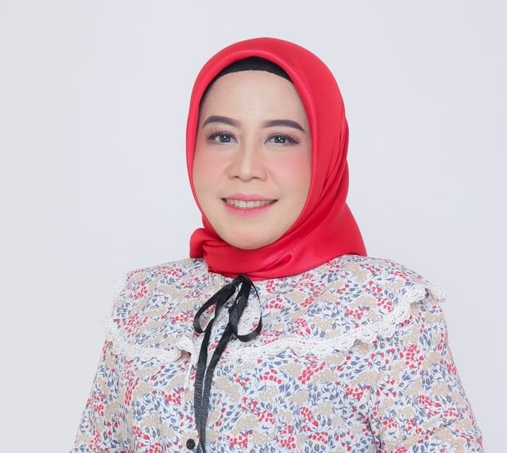 Komisioner Bidang Pengawasan Isi Siaran KPI Aceh Putri Nofriza