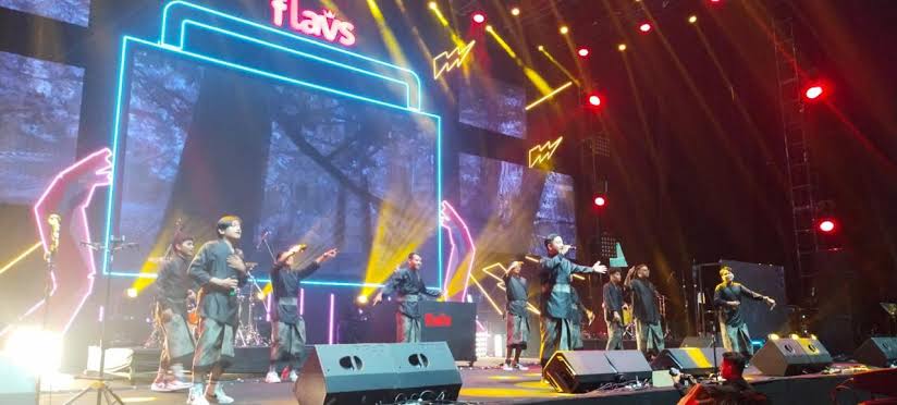 Grup musik asal Aceh OrangHutan Squad tampil di Flavs Festival 2022 yang merupakan festival musik hip-hop soul dan R&B terbesar di Indonesia, yang digelar 10-11 September 2022 di Istora Senayan, Jakarta