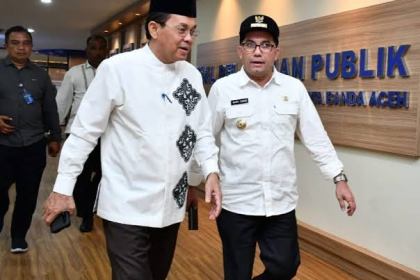 Pj Wali Kota Banda Aceh Bakri Siddiq bersama Sekda Kota Banda Aceh Amiruddin