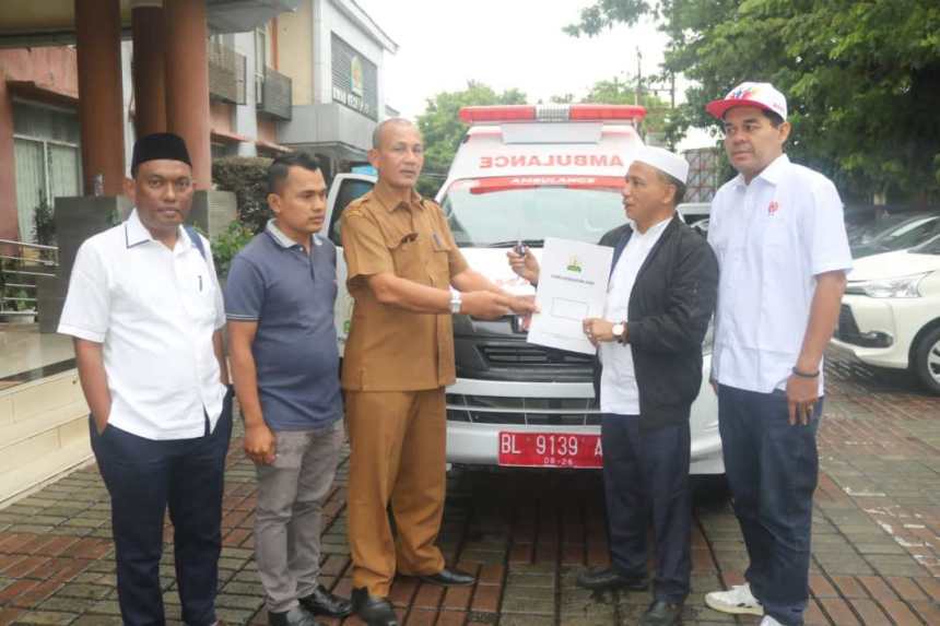 KONI Aceh menerima satu unit armada ambulans bantuan dari Pemerintah Aceh untuk menunjang pelaksanaan kegiatan pembinaan atlet menuju PON 2024
