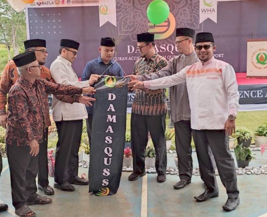 Pembukaan Darul Quran Aceh Musabaqah Qur’an, Science, and Sport (DAMASQUSS) tahun 2022 di komplek Dayah Darul Quran Aceh Tumbo Baro, Kecamatan Kuta Malaka, Aceh Besar, Ahad (23/10)