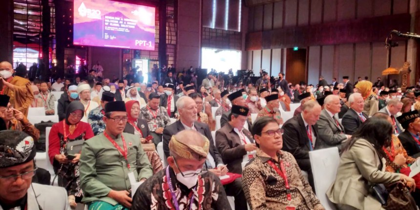 Rektor UIN Ar-Raniry Prof Mujiburrahman menjadi salah satu Delegasi Forum Agama G20 Forum Religion Twenty (R20) 2022 yang diselenggarakan di Bali pada 2-3 November 2022