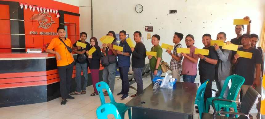 Belasan wartawan yang tergabung dalam komunitas Sekretariat Bersama (Sekber) Jurnalis Aceh Barat (JAB) ramai-ramai menyurati Penjabat (Pj) Bupati setempat, Mahdi Effendi, lewat kantor Pos Meulaboh