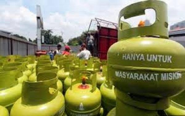 Hiswana Migas Aceh meminta Pemerintah mengawasi harga jual gas LPG bersubsidi ukuran 3 Kg yang tidak sesuai harga eceran tertinggi (HET)