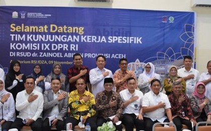 Komisi IX DPR RI melakukan kunjungan kerja spesifik dalam rangka pengawasan Penanganan Kasus Gagal Ginjal Akut ke Provinsi Aceh, Rabu (9/11)