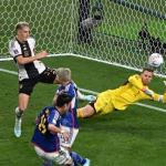 Timnas Jepang berhasil menaklukkan Jerman, salah satu tim pendukung LGBT dalam pertandingan Piala Dunia 2022. Samurai Biru menang 2-1 atas Nationalelf, Rabu (23/11)