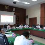 Asisten I Setdakab Aceh Besar Farhan AP membuka Rakor Inventarisasi dan Pengelolaan Tanah Kosong dalam wilayah Kabupaten Aceh Besar di Aula Setdakab Aceh Besar, Rabu (23/11)
