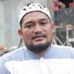 Pimpinan Pondok Pesantren Modern Al-Manar Aceh Besar Tgk Ikhram M Amin SS MPd