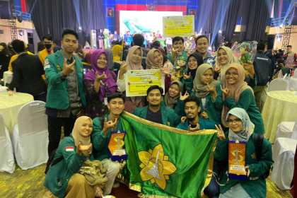 Inovasi produk lokal Ie Jok dan Sampo Neuba, mahasiswa USK raih juara pada kompetisi nasional Kewirausahaan Mahasiswa Indonesia (KMI) Expo 2022 di UPN Veteran Jawa Timur pada 22 -25 November 2022