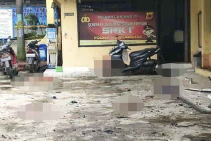 Aksi bom bunuh diri terjadi di Polsek Astana Anyar, Kota Bandung, Jawa Barat Rabu pagi (7/12) pukul 08.20 WIB saat para petugas sedang melakukan apel