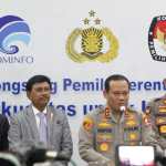 Polri dan Kementerian Kominfo menandatangani nota kesepahaman atau MoU tersebut dalam rangka memperkuat pengamanan ruang digital jelang Pemilu 2024