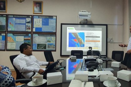 BPMA dan Pj Bupati Aceh Singkil Marthunis berdiskusi tentang peluang dan tantangan Wilayah Kerja Offshore South Western Aceh (OSWA) di Kantor BPMA, Banda Aceh, Senin (9/1)