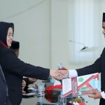 Direktur Pascasarjana UIN Ar-Raniry Prof Eka Srimulyani MA PhD saat upacara yudisium Prodi Doktor dan Magister semester ganjil tahun akademik 2022/2023 di aula kampus setempat, Kamis (12/1)