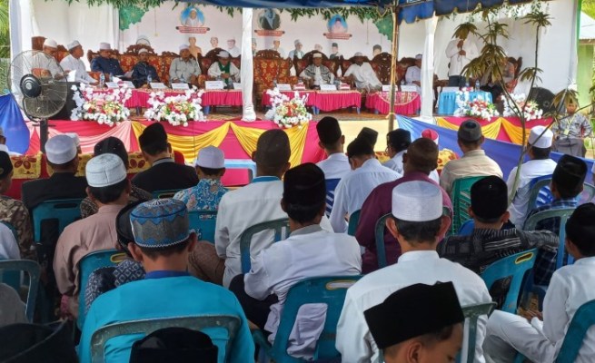 Suasana Muzakarah Ulama Se-Aceh Timur yang berlangsung di Komplek Dayah Darul Mua'rif Gampong Buket Sahraja Kecamatan Julok, Ahad (29/1)