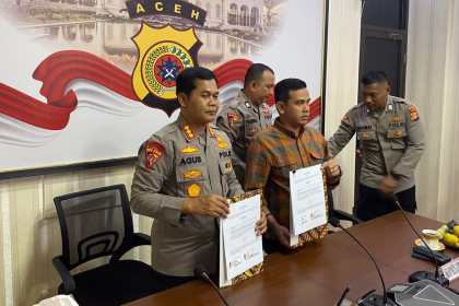 Polda Aceh dengan PT Jasa Rahayu Gumpueng (JRG) menandatangani MoU terkait bantuan pengamanan di Ruang Presisi Biro Operasi Polda Aceh, Senin (30/1)