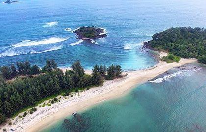 Pantai Lhok Geulumpang, Aceh Jaya ditetapkan sebagai salah satu destinasi wisata unggulan