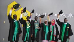 6 wisudawan warga negara asing USK lulus dengan predikat Cumlaude. Mereka berasal dari Gambia, Palestina dan Senegal