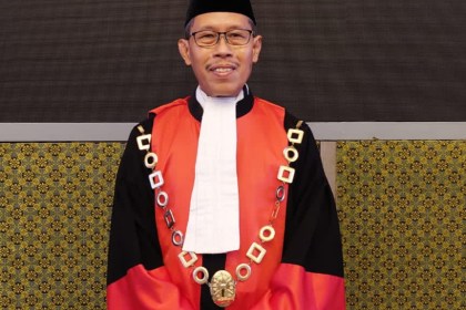 Ketua Pengadilan Tinggi Banda Aceh Dr H Suharjono SH MHum
