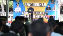 Ketua DPRK Banda Aceh Farid Nyak Umar menghadiri pengukuhan pengurus Asosiasi Tuha Peut Kecamatan Kuta Alam (Asotalam) periode 2023-2028, Kamis (23/2)