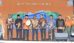 Pemerintah Aceh melalui Dinas Kebudayaan dan Pariwisata resmi meluncurkan Khazanah Piasan Nanggroe (KPN) 2023 di Anjungan Aceh TMII Jakarta, Selasa (28/2)
