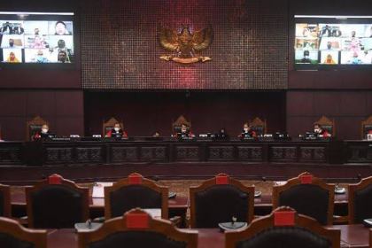 Mahkamah Konstitusi menolak gugatan perpanjangan masa jabatan Presiden RI