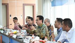 Ketua DPRK Banda Aceh Farid Nyak Umar meminta DPRA melakukan penguatan kewenangan Aceh dalam UUPA