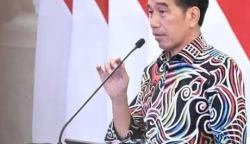 Presiden Jokowi menyampaikan pidato pengantarnya pada Sidang Kabinet Paripurna, di Istana Negara, Jakarta, Kamis, 2 Maret 2023
