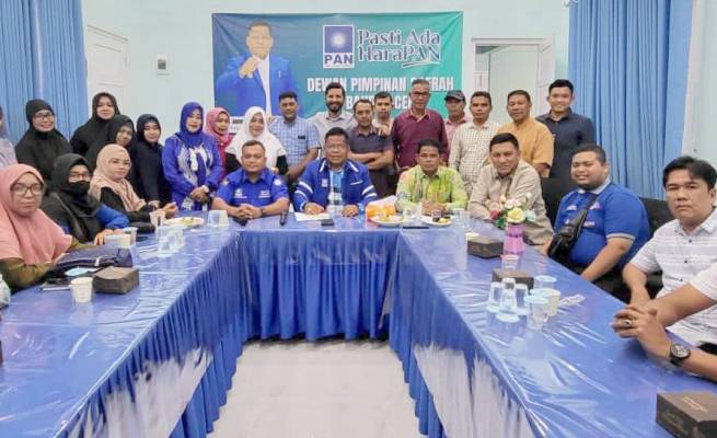 DPD Partai Amanat Nasional Kota Banda Aceh, menggelar silaturahmi pengurus harian yang baru pasca reshuffle dan pergantian Sekretaris DPD PAN Banda Aceh, Senin (13/3)