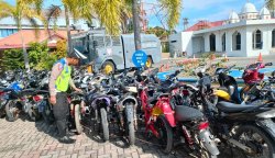 Sebanyak 56 sepeda motor atau berknalpot brong dan sebagian tanpa TNKB diamankan Satlantas Polres Pidie
