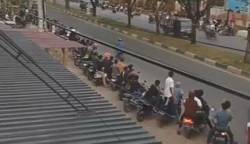 Aksi balap liar di kawasan Jalan Soekarno - Hatta Lampeuneurut Aceh Besar, dipantau polisi melalui media sosial Instagram