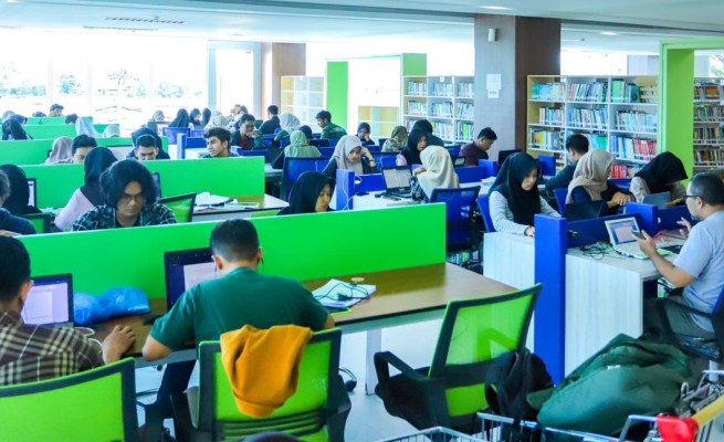 Suasana di Perpustakaan Aceh selama bulan suci Ramadan 1444 Hijriah