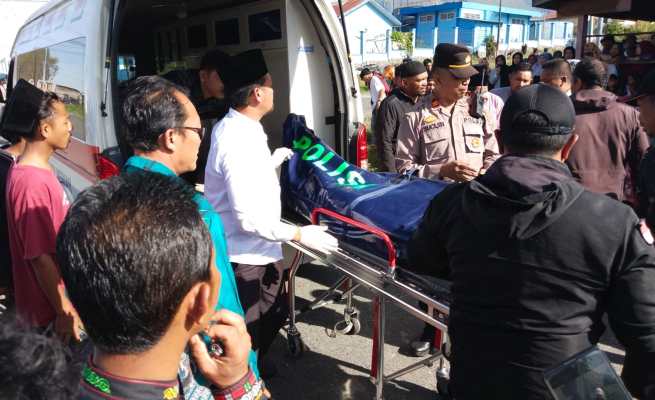 Seorang kakek, Hanafiah (91), warga Kampung Delung, Kecamatan Bukit Kabupaten Bener Meriah meninggal dunia setelah ditabrak mobil Damkar, Kamis pagi (4/5)
