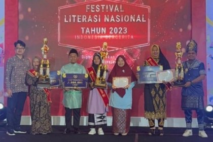 MIN 27 Aceh Besar meraih dua kategori juara dalam pengumuman ajang Festival Literasi Nasional 2023 di Solo, Jawa Tengah