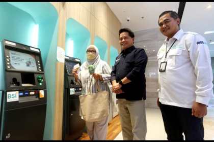 Dirut BSI Hery Gunardi memastikan seluruh layanan pada Kamis (11/5) telah kembali normal, baik di kantor cabang, mesin ATM maupun mobile banking sehingga dapat digunakan oleh nasabah untuk bertransaksi