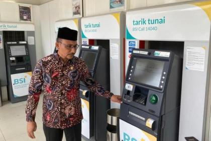 Anggota Komite IV DPD RI asal Aceh H Sudirman atau Haji Uma meminta pihak-pihak di Aceh maupun di luar Aceh untuk tidak menjadikan isu gangguan layanan BSI sebagai celah untuk mendegradasi Qanun LKS sebagai kekhususan Aceh