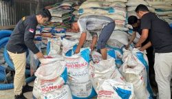 Satgassus Pencegahan Korupsi Bareskrim Polri melakukan pemantauan distribusi pupuk bersubsidi dan bantuan alat dan mesin pertanian di Aceh Besar