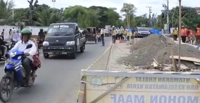 Proyek pelebaran jembatan dan jalan Sultan Iskandar Muda Simpang Punge Blang Cut, Kecamatan Meuraxa, diproyeksikan rampung Oktober 2023 mendatang | INFOACEH.net Proyek pelebaran jembatan dan jalan Sultan Iskandar Muda Simpang Punge Blang Cut, Kecamatan Meuraxa, diproyeksikan rampung Oktober 2023 mendatang