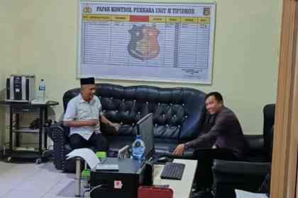 Penyidik Unit Tipidkor Satreskrim Polres Nagan Raya memanggil mantan Bupati Nagan Raya Periode 2017-2022 HM Jamin Idham, Selasa pagi (13/6)