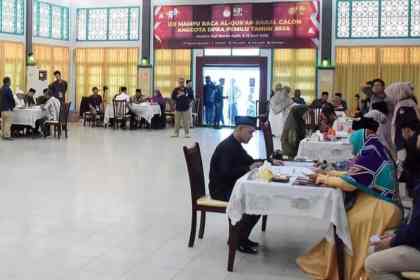 Bacaleg DPRA Pemilu 2024 mengikuti uji mampu baca Al-Qur'an di Asrama Haji Embarkasi Aceh