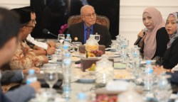 Perwakilan Bangsa Moro melakukan pertemuan dengan Wali Nanggroe Aceh Malik Mahmud Al Haythar, Jum'at (7/7), di Meuligoe Wali Nanggroe