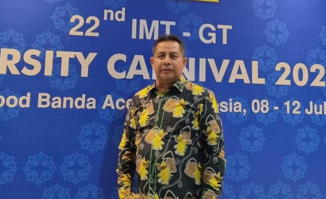 Ketua Umum PP Ikatan Alumni Fakultas Ekonomi dan Bisnis Universitas Syiah Kuala (Ikafensy) Banda Aceh Amal Hasan SE MSi
