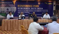 Kepala Perwakilan Kementerian Keuangan Aceh sekaligus Kepala Kanwil Direktorat Jenderal Bea dan Cukai Aceh Safuadi menyampaikan penerimaan pajak Aceh Semester I 2023