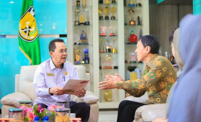 Konsul Jenderal Jepang Takonai Susumu bertemu Plh Walikota Banda Aceh Amiruddin, Rabu (12/7)