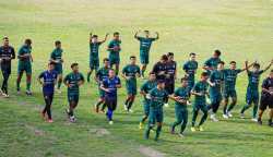 Latihan tim Persiraja di Stadion H. Dimurthala, Lampineung Banda Aceh