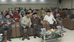 Pj Gubernur Aceh Achmad Marzuki hadir dan membuka Muswil V Perhimpunan KB PII Aceh di aula Dinas Syariat Islam Aceh, Sabtu malam (22/7/2023)