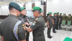 Pangdam IM Mayjen TNI Novi Helmy Prasetya memimpin upacara serah terima jabatan pejabat Kodam IM bertempat di Hall Lt 2 Gedung Malahayati Makodam, Rabu (26/7)