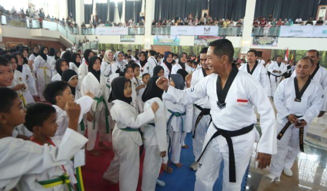 Pangdam IM Mayjen TNI Novi Helmy Prasetya membuka kejuaraan piala Pangdam Iskandar Muda Taekwondo Championship Tahun 2023, di Gedung Balee Meuseuraya Aceh (BMA), Sabtu (5/8)