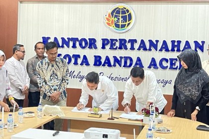 Dinas PUPR Kota Banda Aceh melakukan penandatanganan MoU dengan BPN Kota Banda Aceh terkait kegiatan pemanfaatan ruang dan status kepemilikan lahan