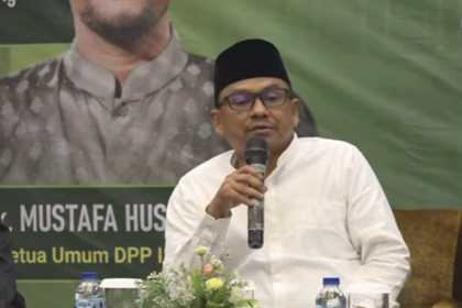 Tokoh agama yang juga praktisi warung kopi Tgk Syarifuddin MA PhD mempertanyakan SE Pj Gubernur Aceh Achmad Marzuki yang melarang buka warkop di atas pukul 12 malam