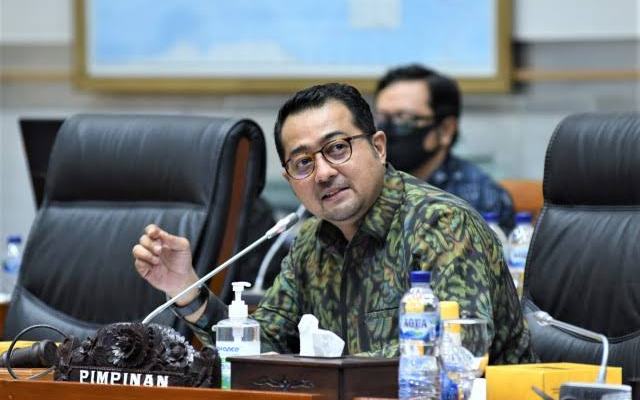 Wakil Ketua Komisi I DPR RI Teuku Riefky Harsya
